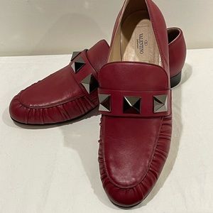 Valentino Red Garavani Rockstud Oversized Pyramid Studded Loafer